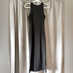 The Workshop Ribbed Midi Dress. Women’s size S.